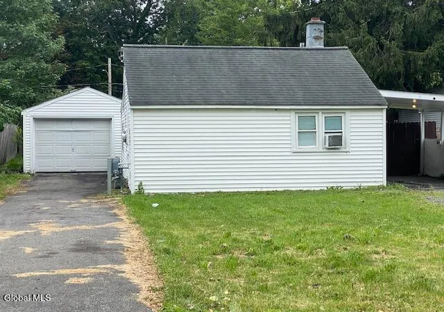 2nd image of 110 Nutwood Ave, Schenectady, NY 12304 | MLS# 202624345