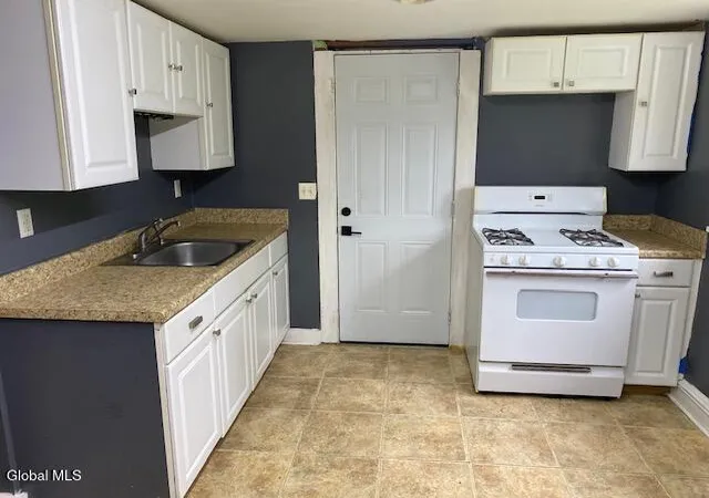 4th image of 110 Nutwood Ave, Schenectady, NY 12304 | MLS# 202624345