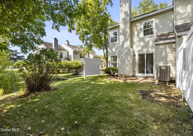 28th image of 12 Hilltop Ct, Troy, NY 12182 | MLS# 202624317