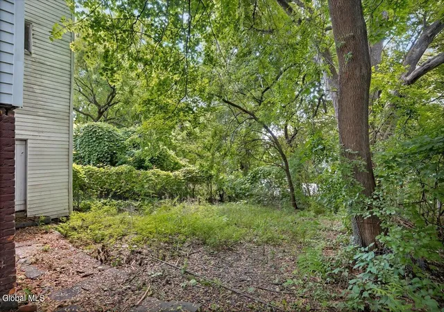 15th image of 44 Osborne St, Albany, NY 12202 | MLS# 202624490