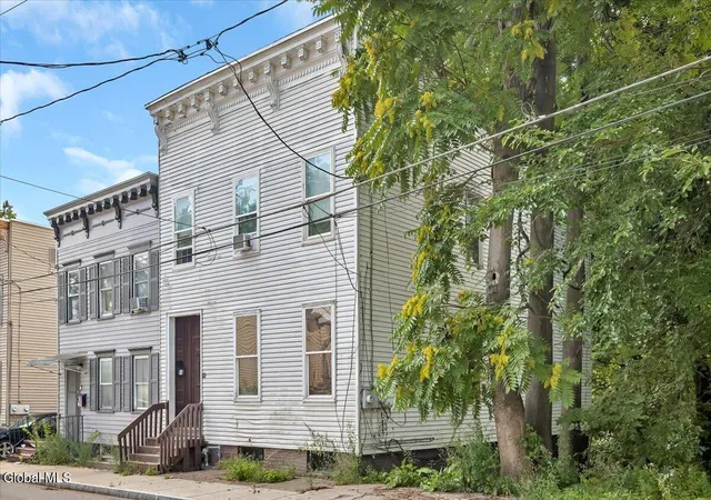 2nd image of 44 Osborne St, Albany, NY 12202 | MLS# 202624490