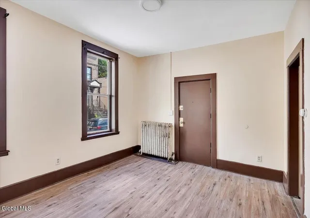 3rd image of 44 Osborne St, Albany, NY 12202 | MLS# 202624490