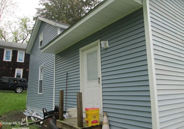 Photo 4 of Sale Pending at 15 Wilson St, Gloversville, NY 12078 | MLS# 202624347 | Listing updated on 2026-08-19