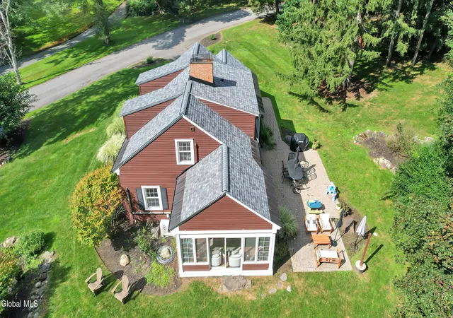 4th image of 4 East Rd, Troy, NY 12180 | MLS# 202624486