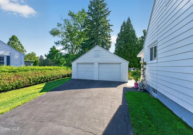 40th image of 38 Pawling Ave, Mechanicville, NY 12118 | MLS# 202624479