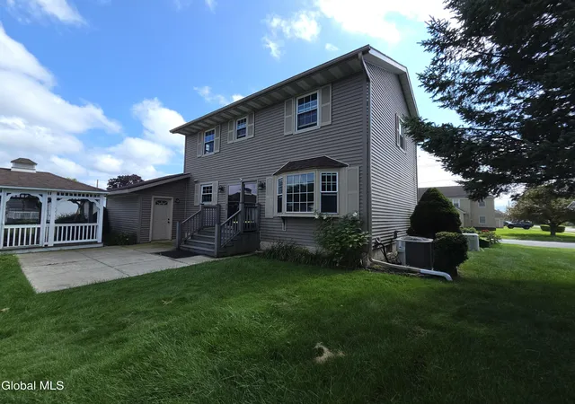 17th image of 117 Clizbe Ave, Amsterdam, NY 12010 | MLS# 202624574