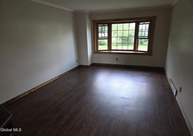 1st image of 117 Clizbe Ave, Amsterdam, NY 12010 | MLS# 202624574