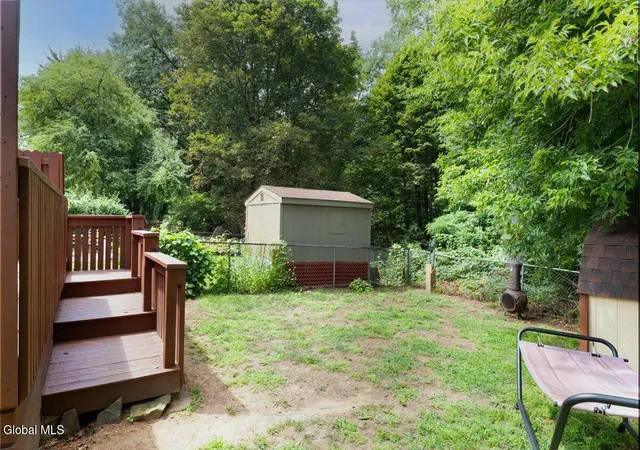 31st image of 261 Donald Ave, Schenectady, NY 12304 | MLS# 202624436