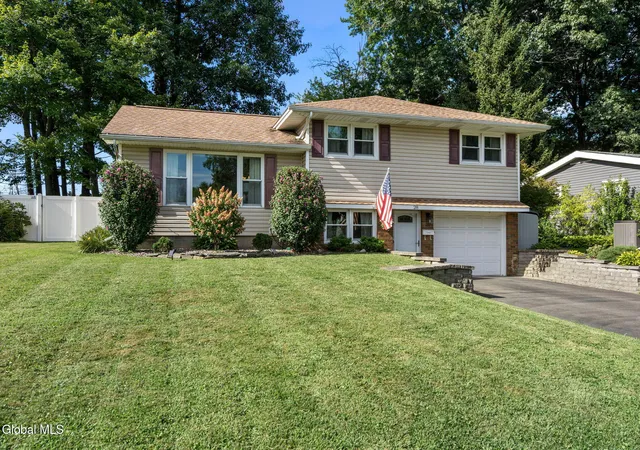 3rd image of 28 Caroline St, Latham, NY 12110 | MLS# 202624444