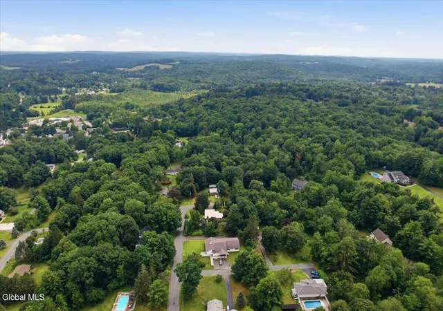 44th image of 11 Denver Dr, West Sand Lake, NY 12196 | MLS# 202624438