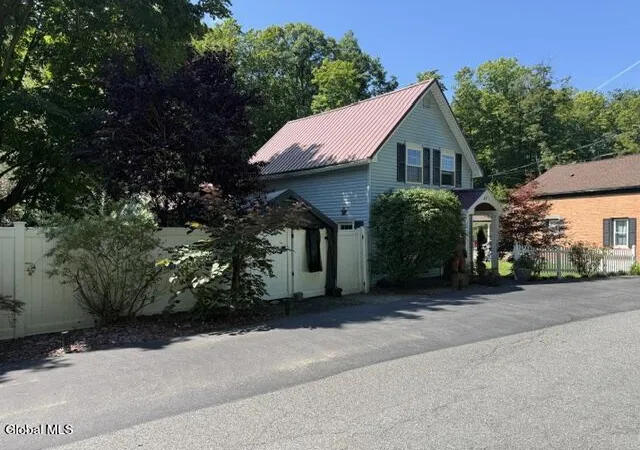 3rd image of 83 Powder Mill Rd, Pittstown, NY 12185 | MLS# 202624550
