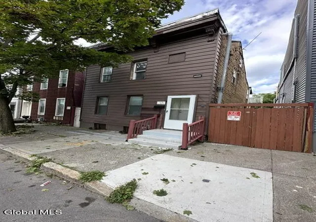 2nd image of 15 Sherman St, Albany, NY 12210 | MLS# 202624568