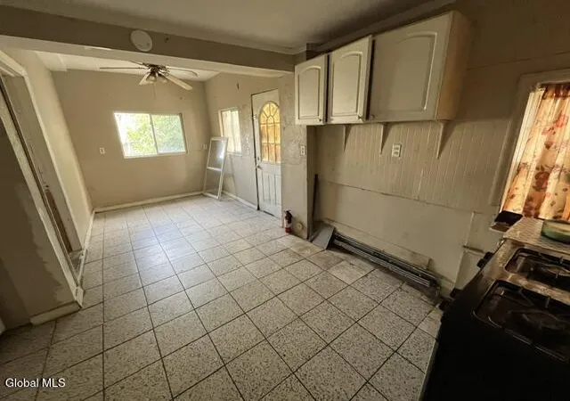 3rd image of 15 Sherman St, Albany, NY 12210 | MLS# 202624568