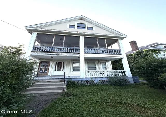 15th image of 16 Harris Ave #1, Albany, NY 12208 | MLS# 202624508