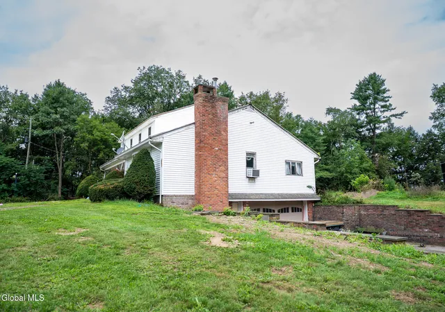 Photo 3 of Single family home for sale at 246 Crawford Ln, Pittsfield, NY 01201 | MLS# 202624495 | Listing updated on 2026-09-04