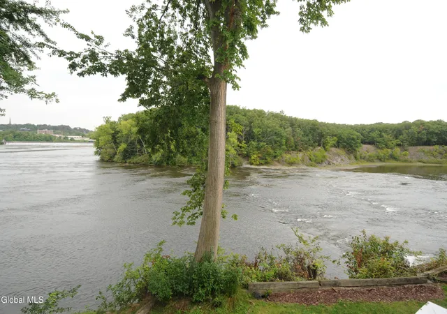 6th image of 44 Park Ave, Cohoes, NY 12047 | MLS# 202624567
