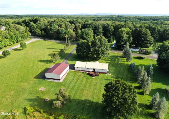 5th image of 337 Honeywell Corners Rd, Broadalbin, NY 12025 | MLS# 202624501