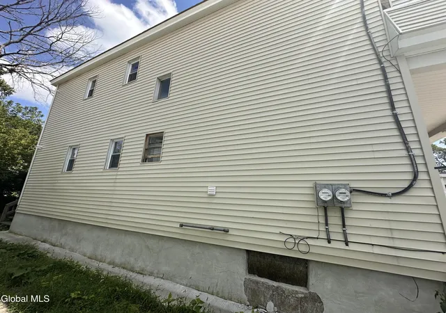 5th image of 525 Lang St, Schenectady, NY 12308 | MLS# 202624552