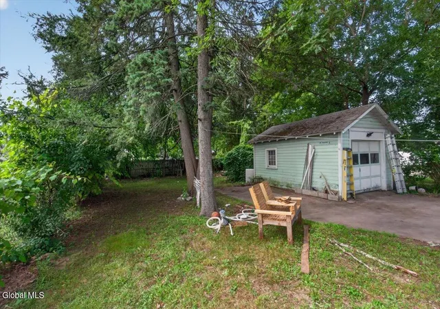 22nd image of 190 Greenlawn Ave, Rotterdam, NY 12306 | MLS# 202624580