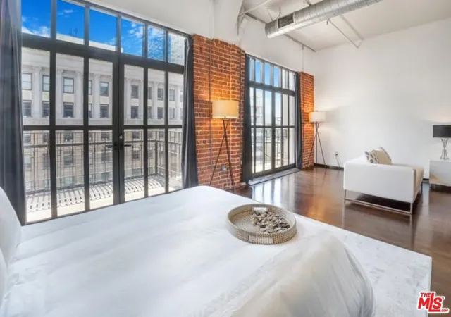 Photo 2 of Single family home for sale at 1645 N Vine St #905, Los Angeles, CA 90028 | MLS# 26850139 | Listing updated on 2026-10-02