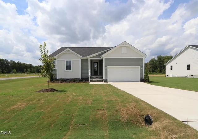 Photo 1 of Single family home for sale at 17 Windward Pl, Lillington, NC 27546 | MLS# 10170793 | Listing updated on 2026-09-05