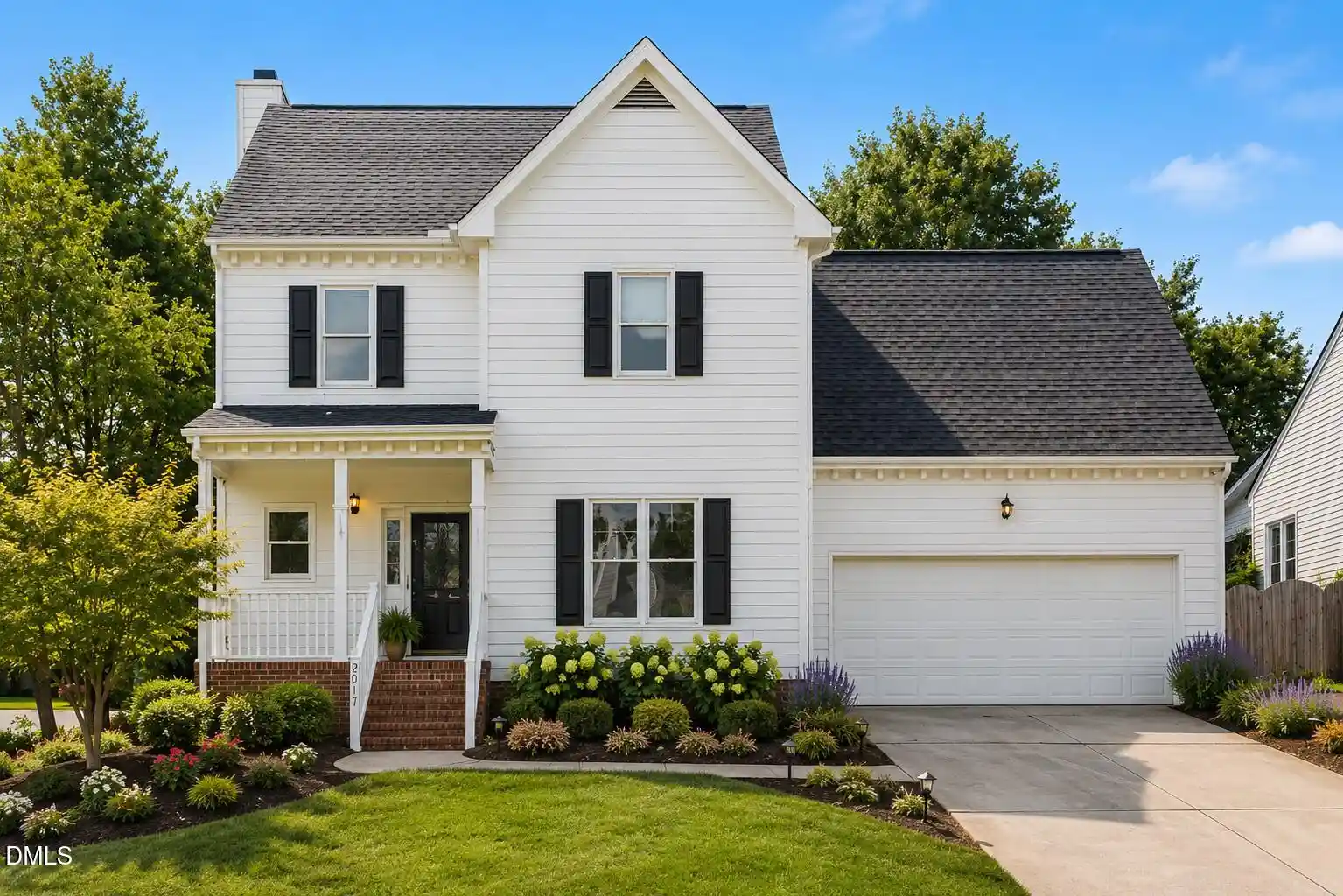 Listing Photo 2 - Condo for sale in 2017 Battlewood Rd located at 2017 Battlewood Rd, Apex, NC 27523 - Unit 2017 Battlewood Rd