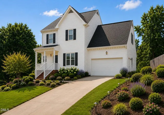 Listing Photo 4 - Condo for sale in building located at 2017 Battlewood Rd, Apex, NC 27523