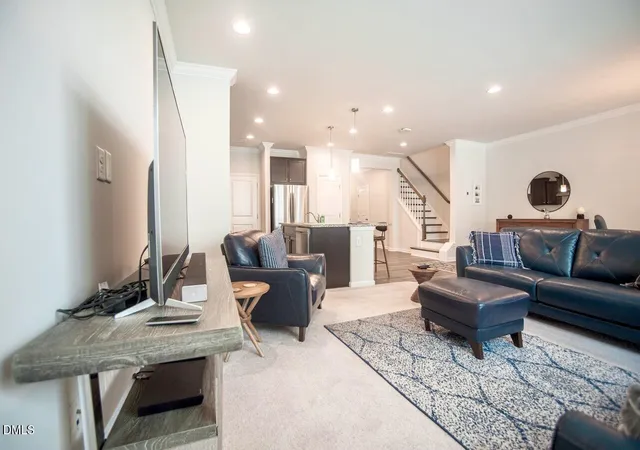 3rd image of 1352 Southpoint Trl, Durham, NC 27713 | MLS# 10186238
