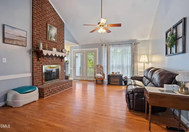 4th image of 124 Stonehenge Dr, Clayton, NC 27520 | MLS# 10187419