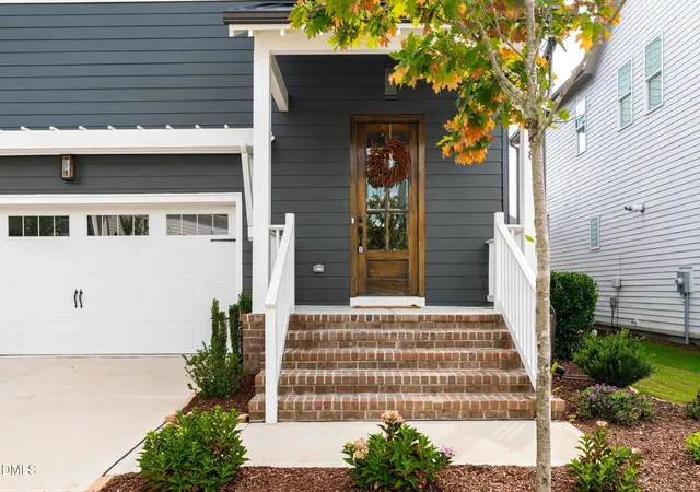 Photo 3 of Single family home for sale at 228 Wash Hollow Dr, Wendell, NC 27591 | MLS# 10189627 | Listing updated on 2026-09-14
