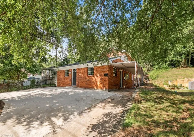 2nd image of 2117 Bowen Blvd, Winston Salem, NC 27105 | MLS# 1230684