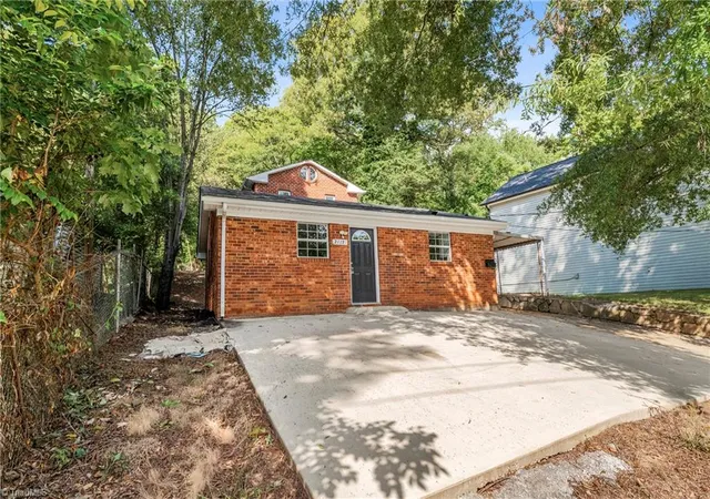 3rd image of 2117 Bowen Blvd, Winston Salem, NC 27105 | MLS# 1230684