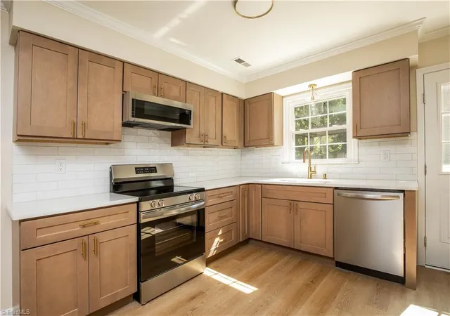 Photo 2 of Single family home for sale at 4203 Butterfield Dr, Greensboro, NC 27405 | MLS# 1230022 | Listing updated on 2026-09-03