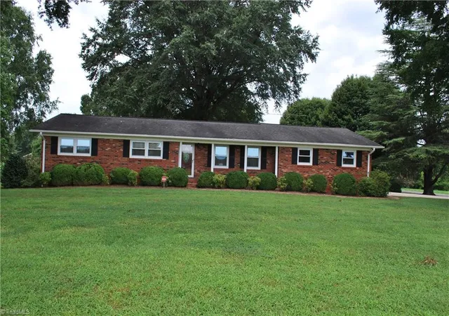 Photo 1 of Sale Pending at 201 Madison Rd, Mocksville, NC 27028 | MLS# 1231497 | Listing updated on 2026-08-17