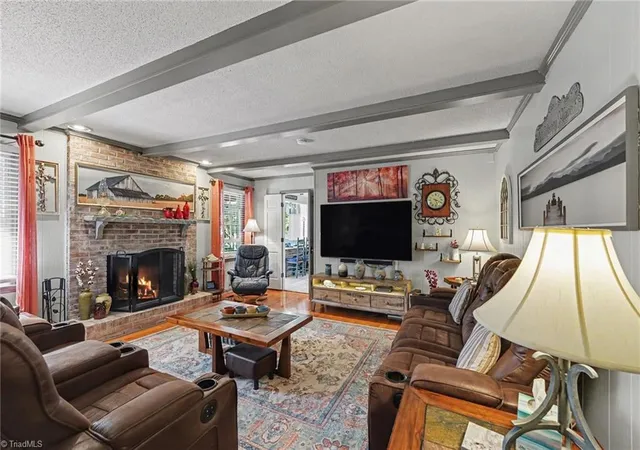 3rd image of 414 Longmeadow Dr, Clemmons, NC 27012 | MLS# 1229725