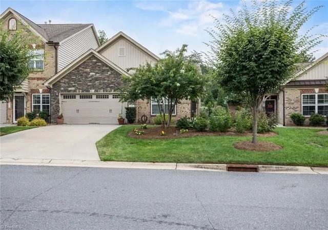 Photo 3 of Single family home for sale at 1240 United Ct, Winston Salem, NC 27103 | MLS# 1230220 | Listing updated on 2026-09-13