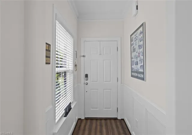 Photo 4 of Sale Pending at 1240 United Ct, Winston Salem, NC 27103 | MLS# 1230220 | Listing updated on 2026-10-21