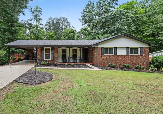 1st image of 578 Eastwood Dr, Asheboro, NC 27205 | MLS# 1229343