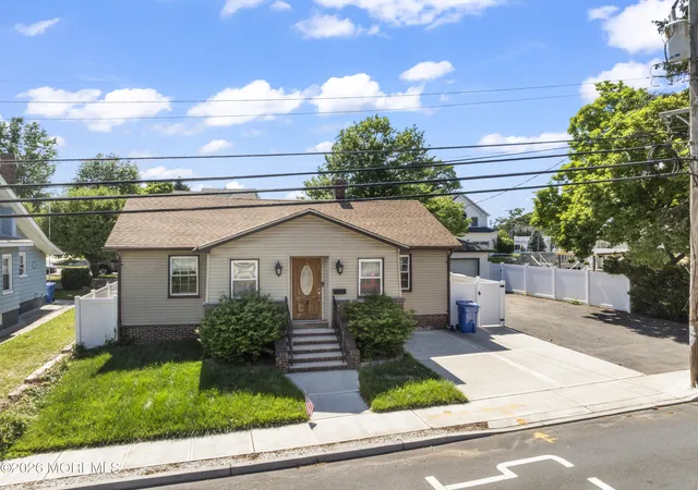 4th image of 3 S Minnisink Ave S, Sayreville, NJ 08872 | MLS# 22622200
