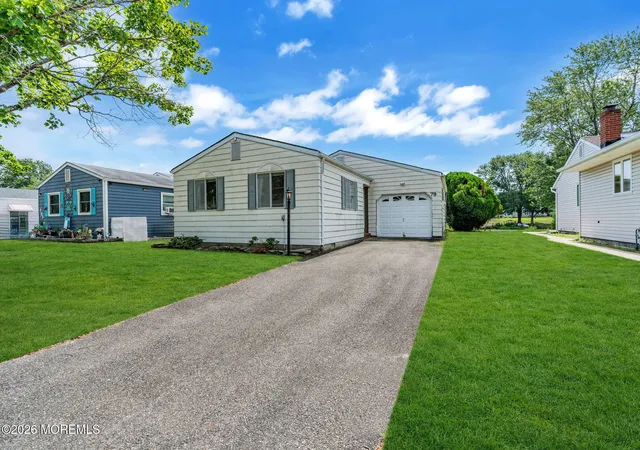 Photo 2 of Sale Pending at 797 Jamaica Blvd, Toms River, NJ 08757 | MLS# 22622092 | Listing updated on 2026-08-19