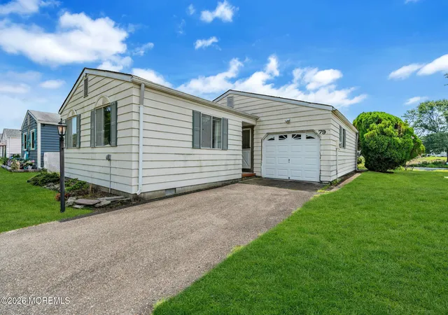 Photo 3 of Sale Pending at 797 Jamaica Blvd, Toms River, NJ 08757 | MLS# 22622092 | Listing updated on 2026-08-19
