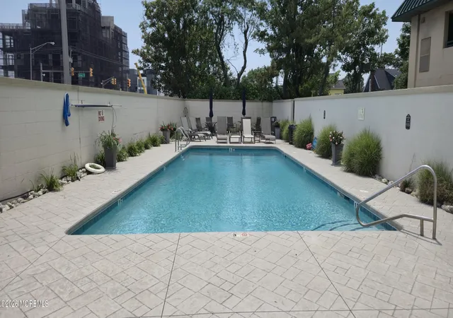 5th image of 422 Ocean Blvd N, Long Branch, NJ 07740