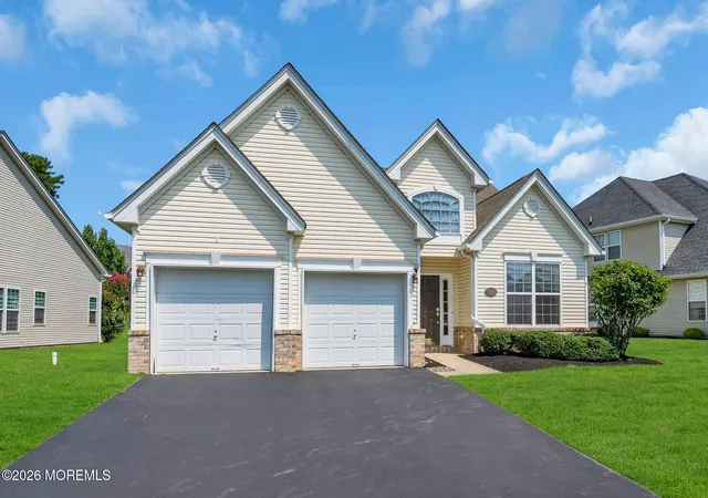 2nd image of 64 Honeysuckle Dr, Manahawkin, NJ 08050 | MLS# 22622989