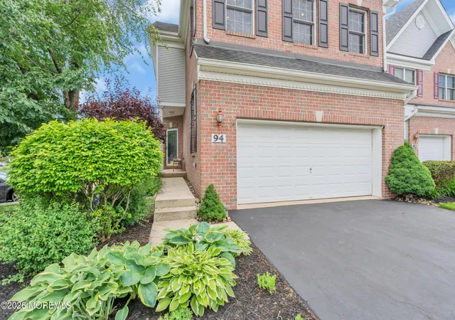 3rd image of 94 Deepwater Cir, Manalapan, NJ 07726 | MLS# 22624964
