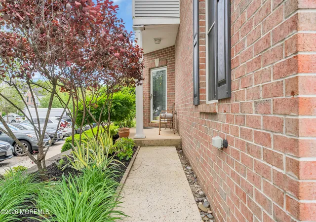 4th image of 94 Deepwater Cir, Manalapan, NJ 07726 | MLS# 22624964