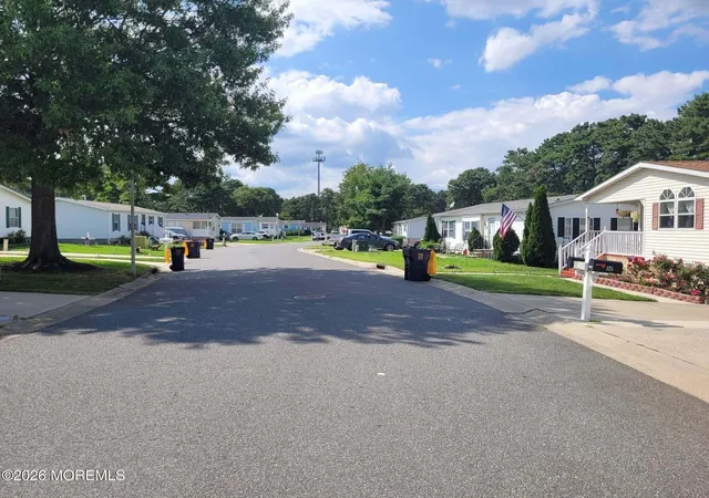 4th image of 123 Briarwood Ct, Whiting, NJ 08759 | MLS# 22623667