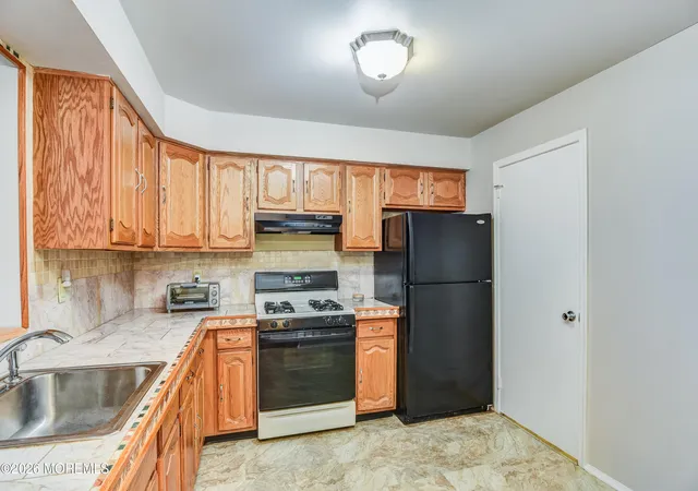 5th image of 115 Dundee Ct, Matawan, NJ 07747 | MLS# 22623453