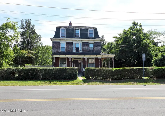 1st image of 105 E Bay Ave, Manahawkin, NJ 08050 | MLS# 22622486