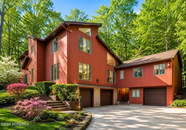 Photo 1 of Sale Pending at 55 Telegraph Hl Rd, Holmdel, NJ 07733 | MLS# 22618883 | Listing updated on 2026-10-02