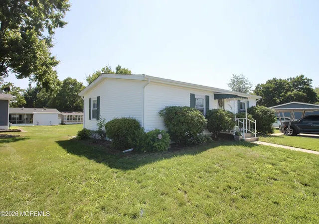 Photo 3 of Manufactured home for sale at 643 Dede Dr, Freehold, NJ 07728 | MLS# 22618808 | Listing updated on 2026-09-12